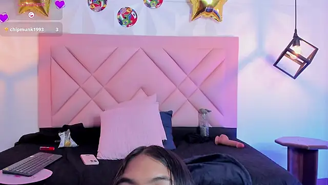 isa_cute_1 live