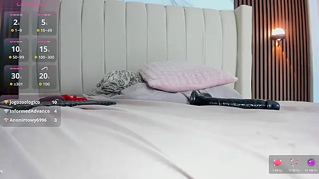 LUCIA_KHAN live