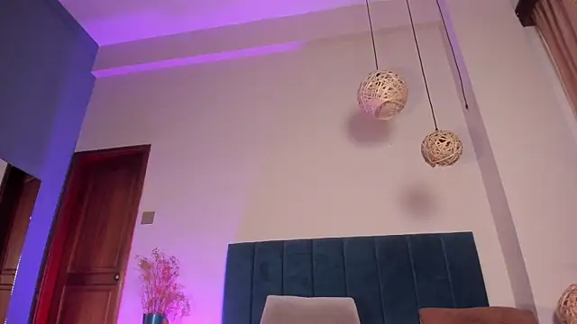 GahiaBelucci live