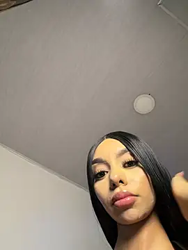 Tiffanny live