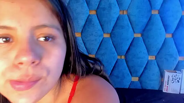 sasha_roldann live