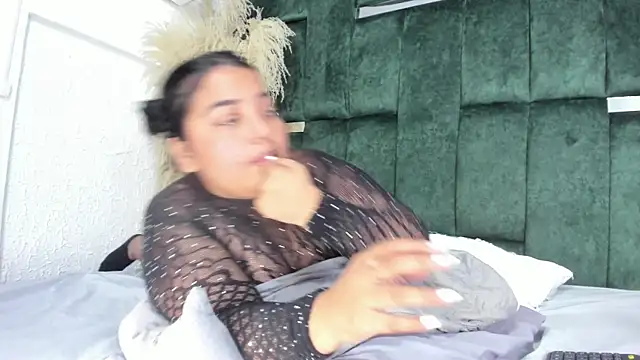 Chloe_jackson25 live