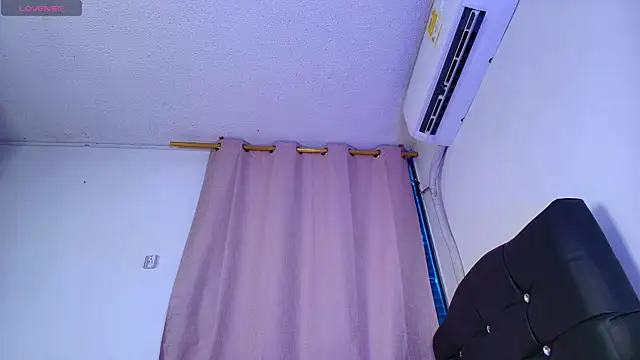 Mia_depp live