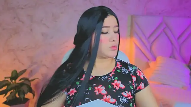 Leaa_Cox live