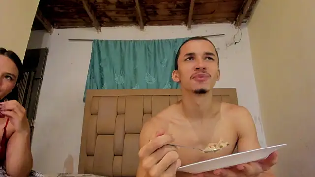 stepcouple_XXX live