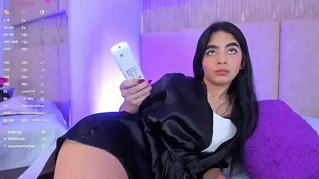 _kyraa_ live