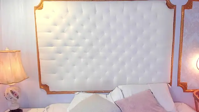 Salem_darling live