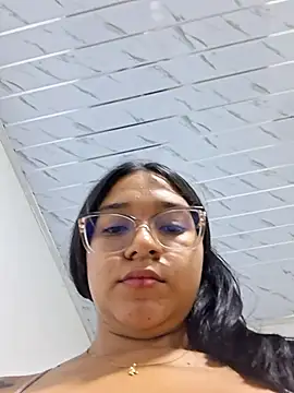 -VICKKY live
