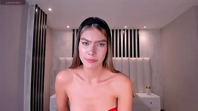 NiaSalvatore live