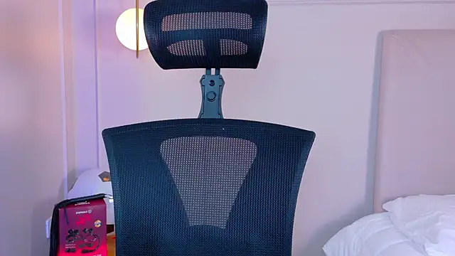HelenaFoumier live