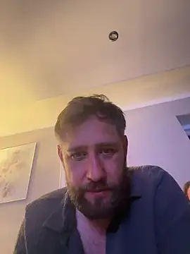Tommy_Hilficker live