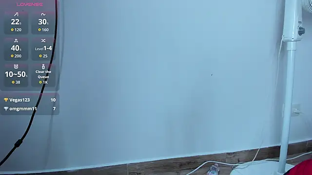 ashley_and_maximo live