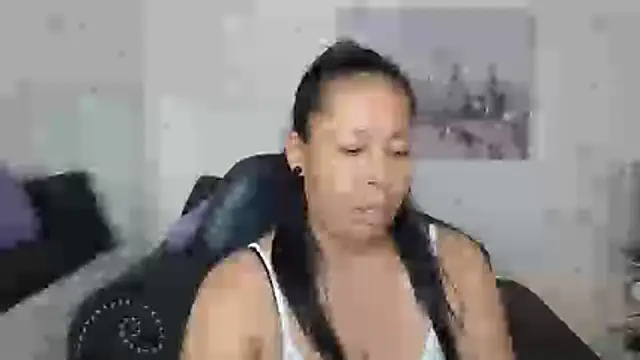 mature_martina live