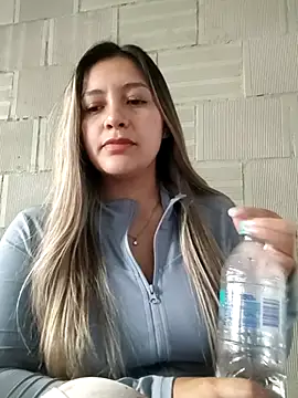 alana_69 live