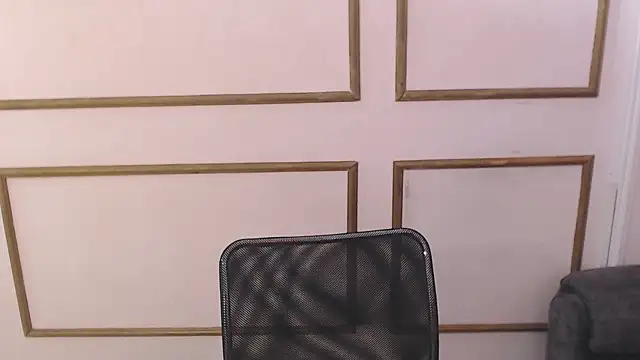 Ruby_Your_Milf live