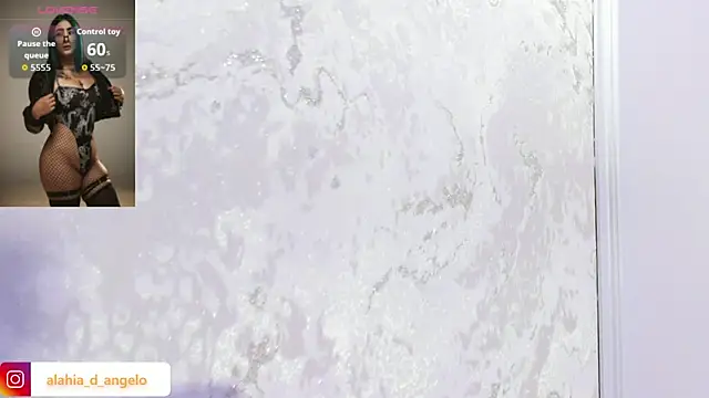 Alahia_Dangelo live