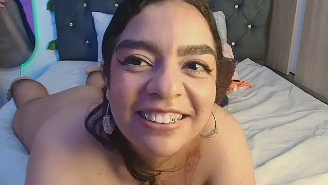 lauravince live