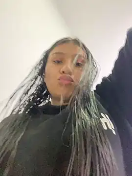 Baby_Miel live