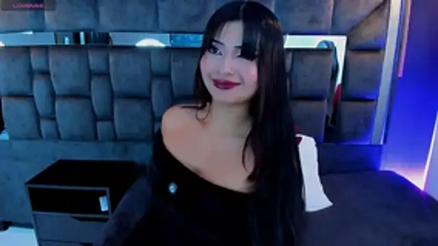 IssaJones_ live