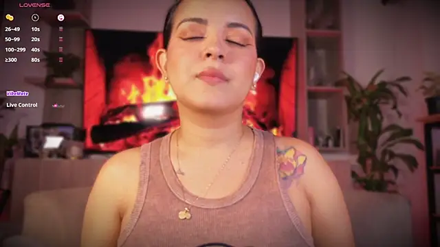 Lea_gray_ live