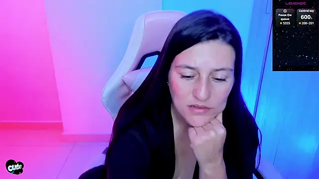 Saskyaa live