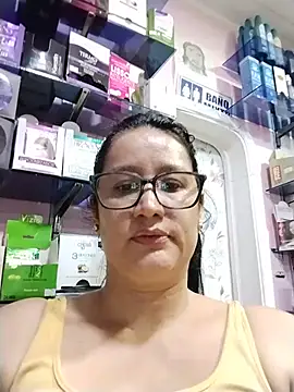 keilymadam live
