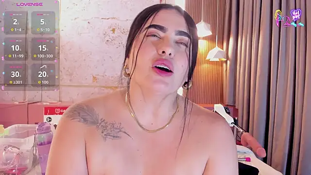 sofiiacarson live