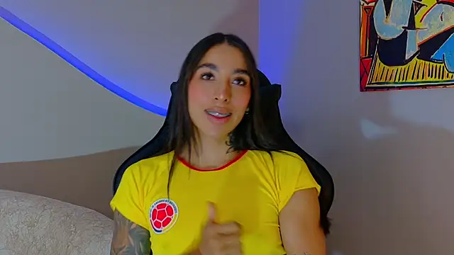 KAYLA_BATISTA live