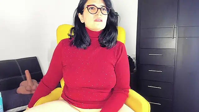 adriana71 live