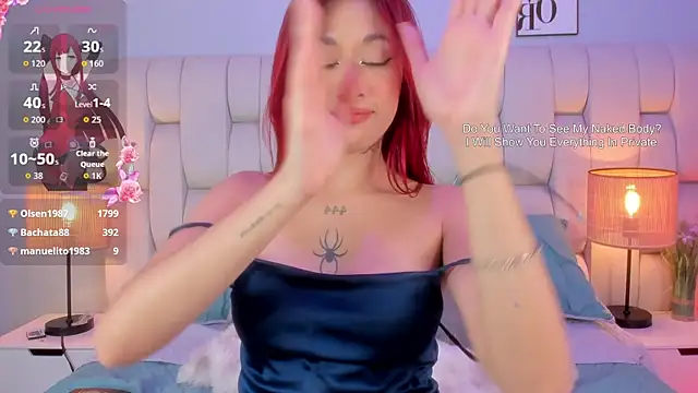 SkinnyFoxy live