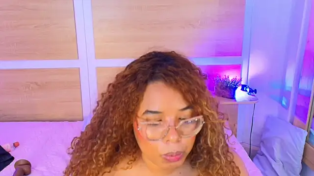 Your_big_ebony_goddness live
