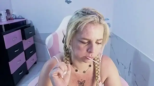 HannaBrave live