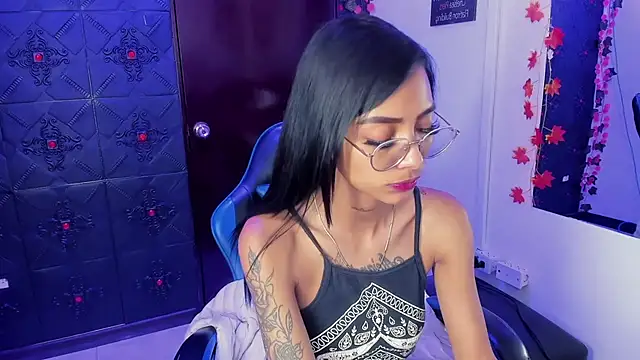 KarlaSlutSkinny__ live