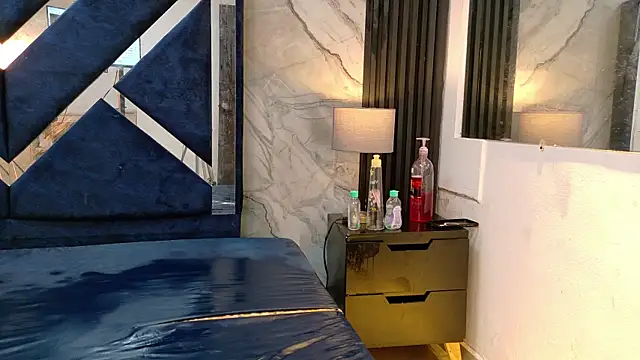 KarinaSimonz live