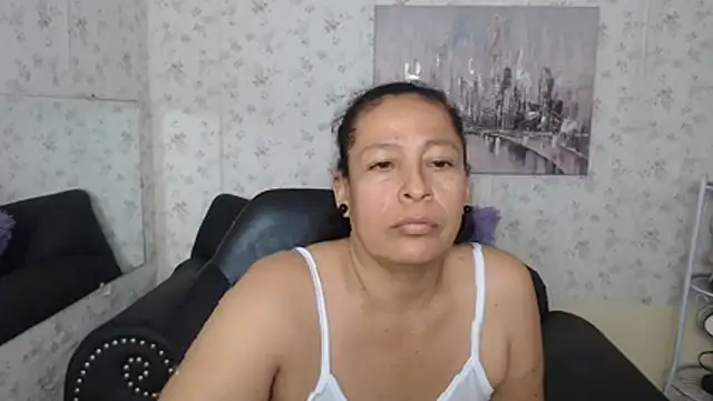 mature_martina live