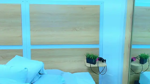 Your_big_ebony_goddness live