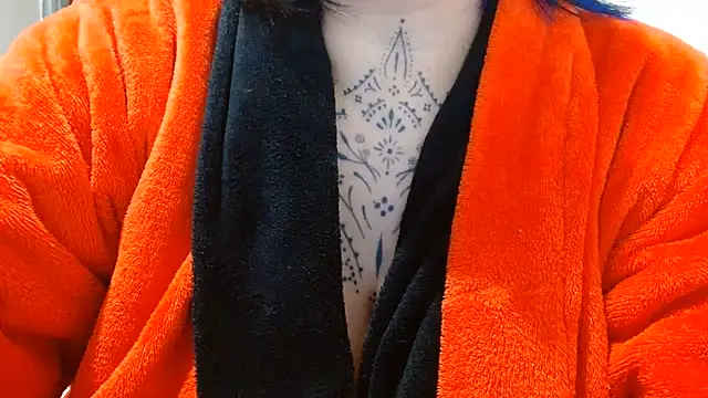 vaholiver live