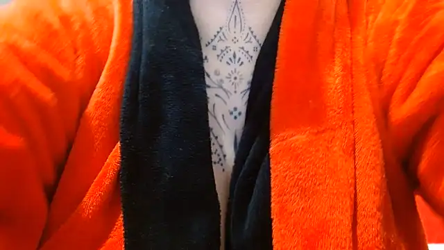 vaholiver live