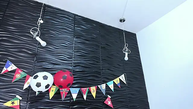 Melody_Megann live