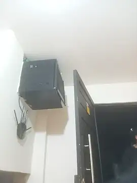 LunaArias live