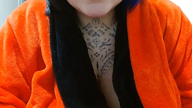 vaholiver live