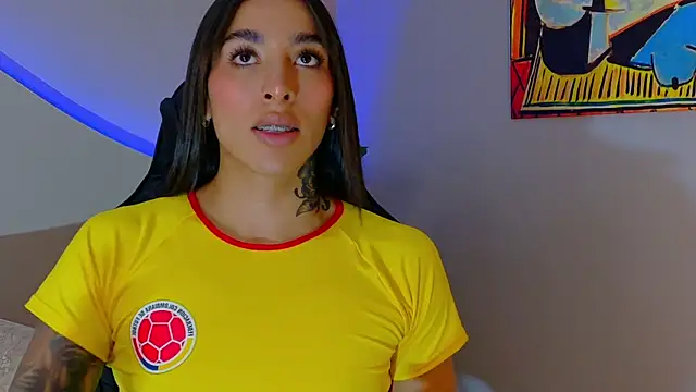 KAYLA_BATISTA live