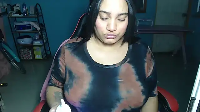 Hilarybunnyy live