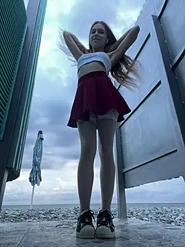 lolly_red_ live