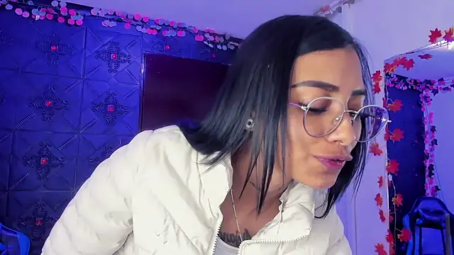 KarlaSlutSkinny__ live