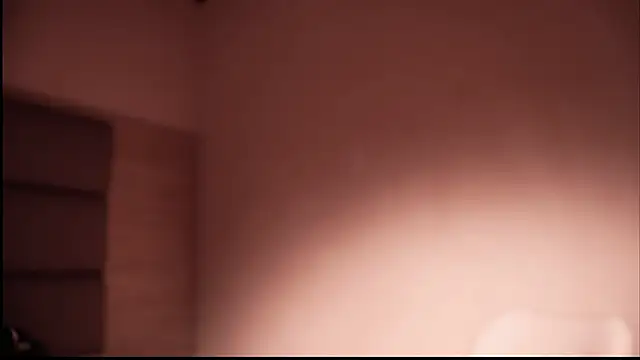 Lily_Miiller live