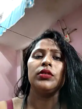 Jasmine_Januja live