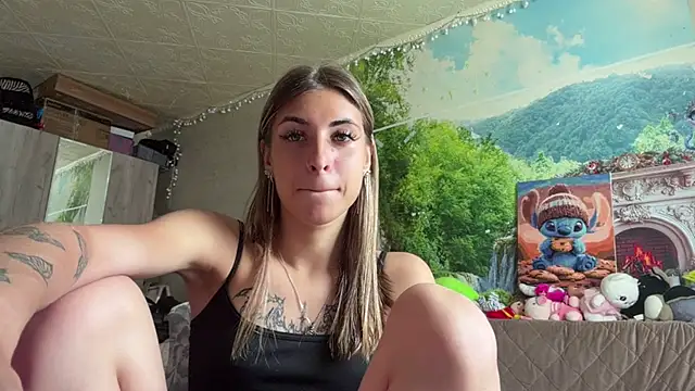 DeboraWedgworth live
