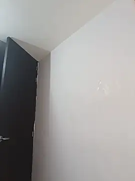 Wanderlust__686 live