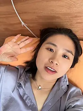 Iridessa- live